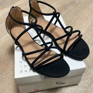 Black strappy sandals 7.5